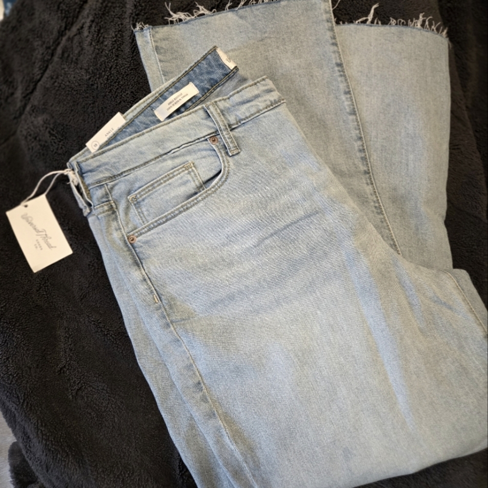NWT Universal Thread Vintage Stretch Ankle Bootcut 18R Jeans